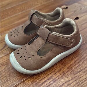 Stride Rite Brown toddler Shoes with Velcro Strap- Mary Jane’s